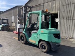 xe nâng dầu mitsubishi 3 tấn