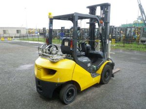 xe nâng xăng komatsu cũ