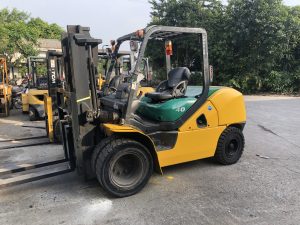 xe nâng komatsu cũ